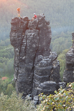 Marek Goldbach a Kamil Semela; 
Koen, Ostrov