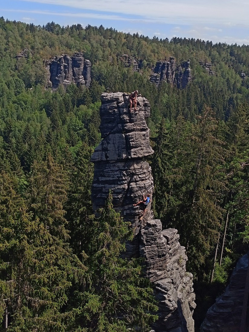 Kliknutm zavete okno.