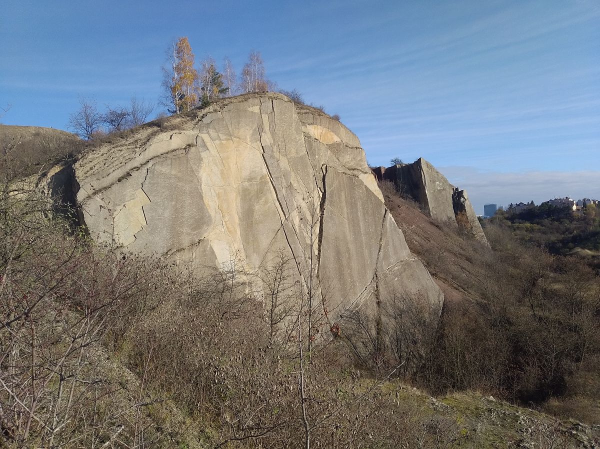 Kliknutm zavete okno.