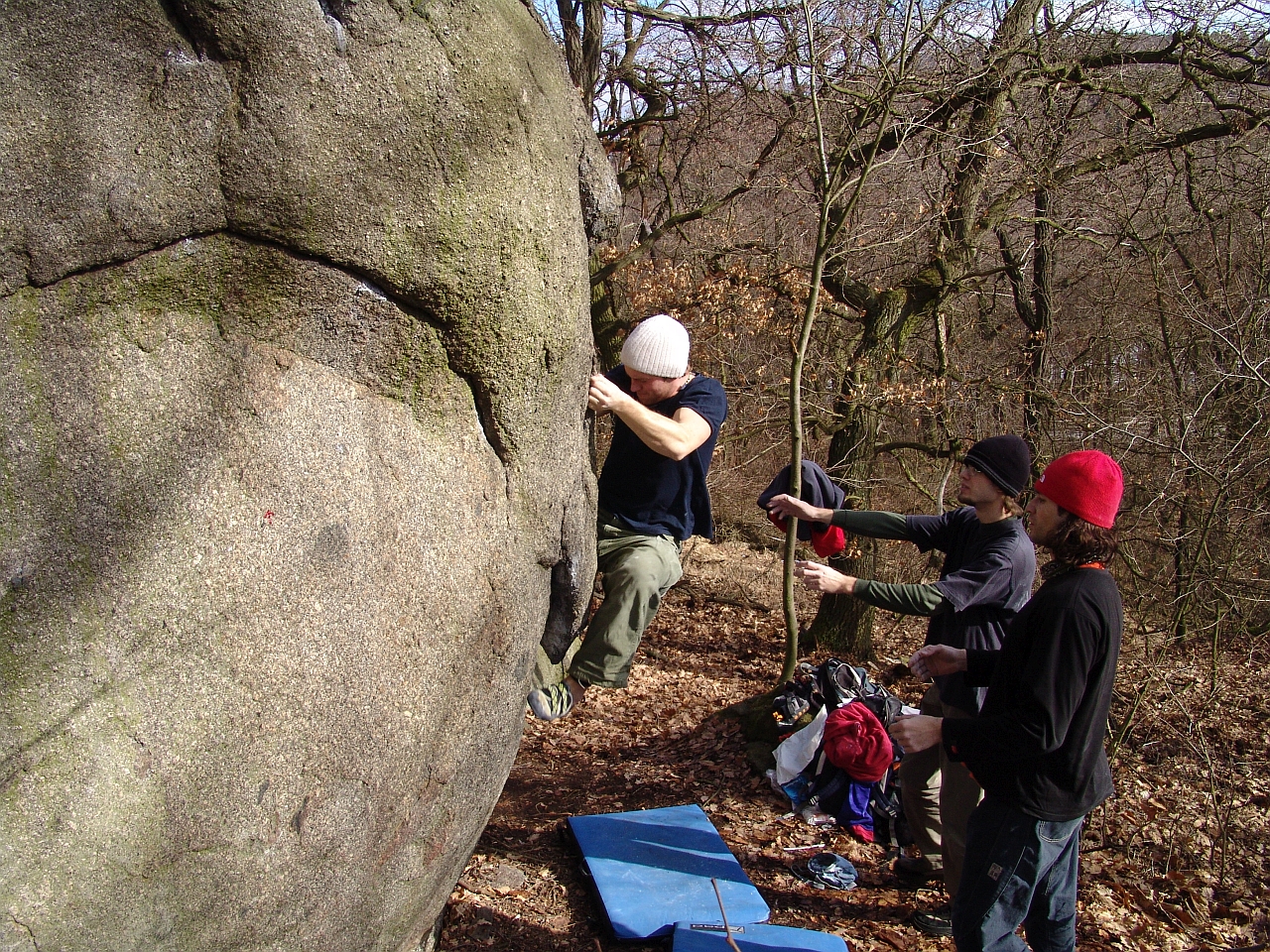 Kliknut�m zav�ete okno.