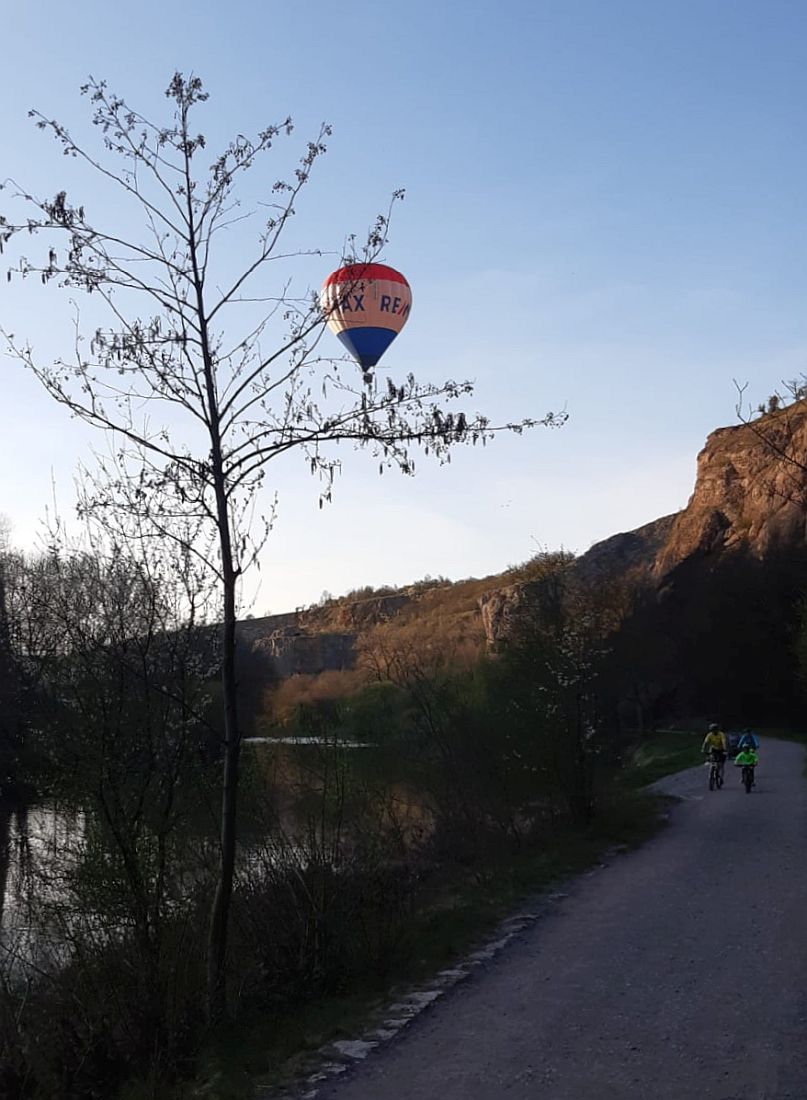 Kliknutm zavete okno.