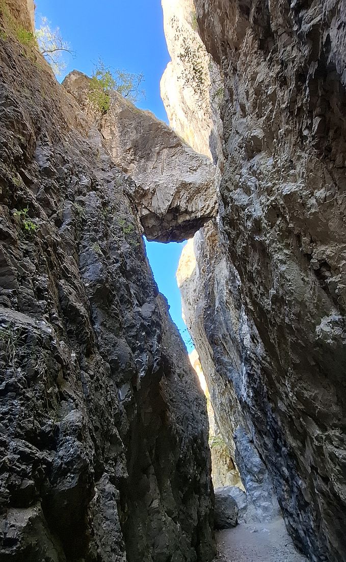 Kliknutm zavete okno.