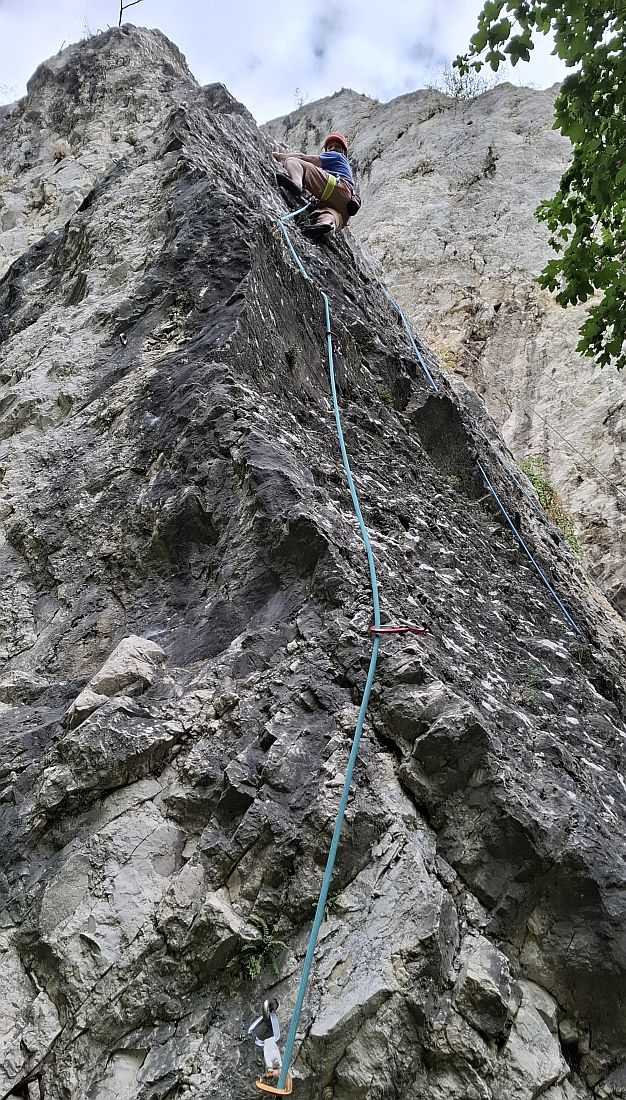 Kliknutm zavete okno.