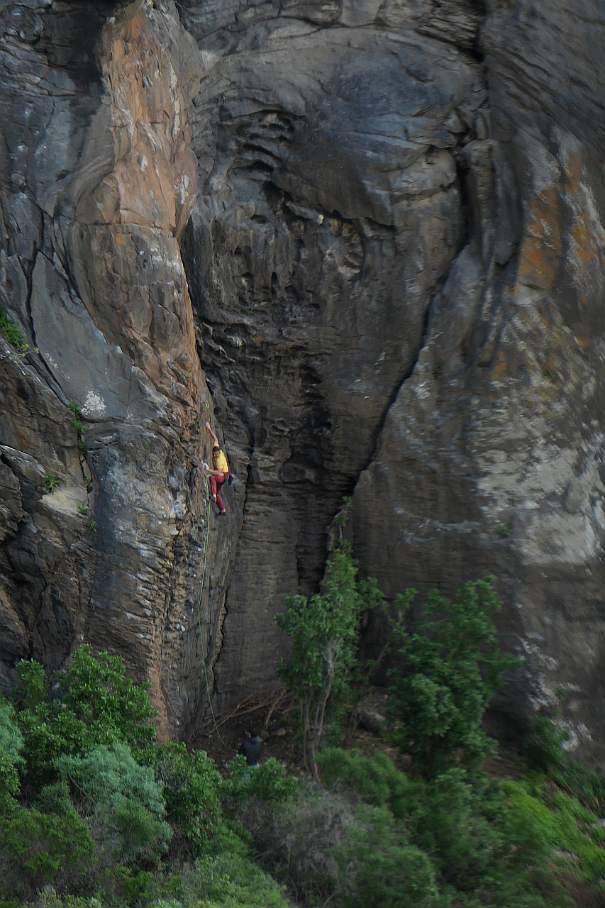 Kliknut�m zav�ete okno.